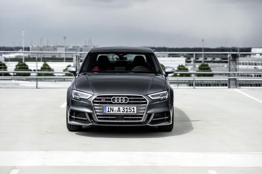  Audi S3 Sedan (8V) 2016 года  (WW) (фото 28 из 36)